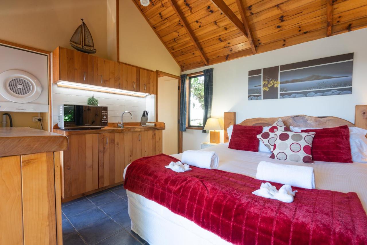Supacute Character Cottage, Wifi, Sky Tv, Spa Bath, Spa Bath, Dble Kayak And Possibly A Car! Palm Beach Eksteriør bilde