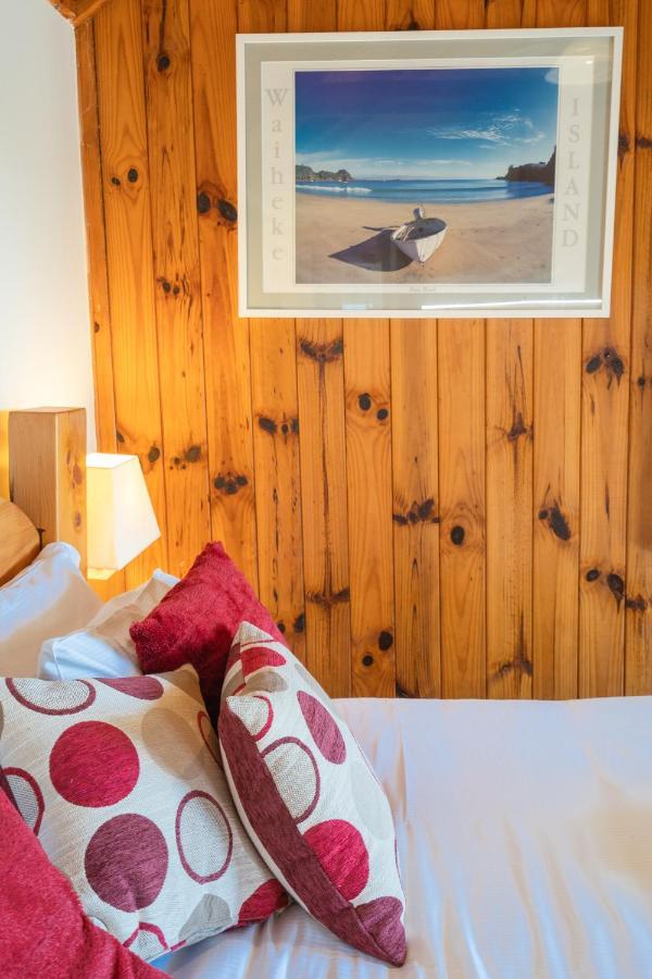 Supacute Character Cottage, Wifi, Sky Tv, Spa Bath, Spa Bath, Dble Kayak And Possibly A Car! Palm Beach Eksteriør bilde